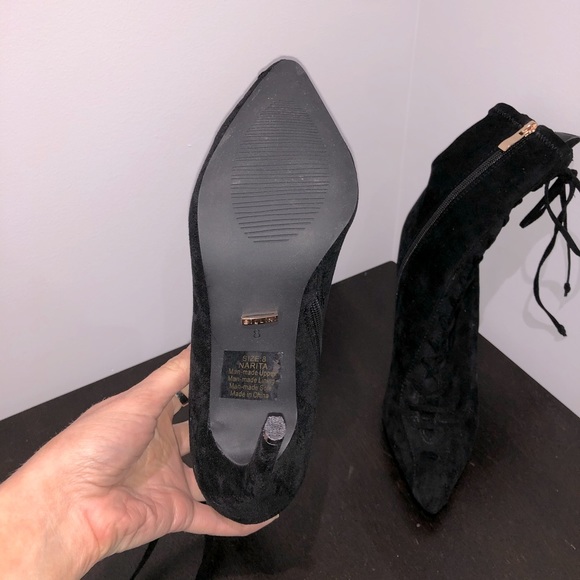 Heels - Picture 4 of 6